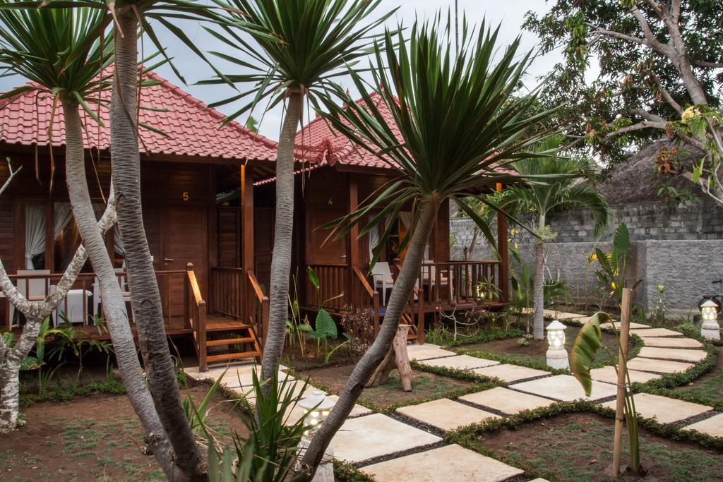 Seaside Huts Lembongan Hotel Exterior photo
