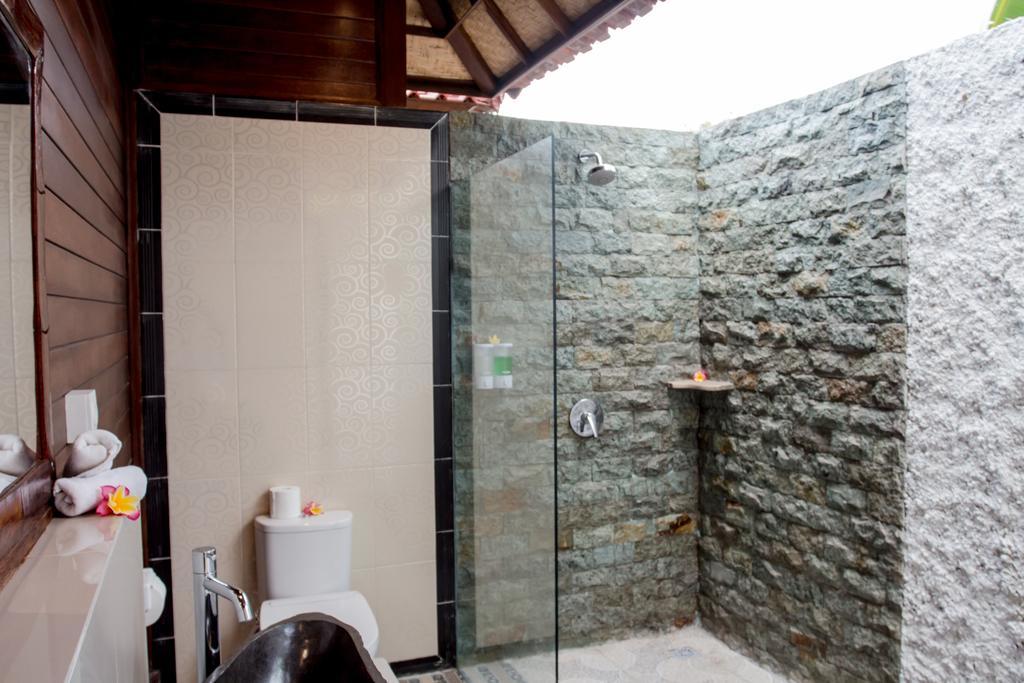 Seaside Huts Lembongan Hotel Exterior photo